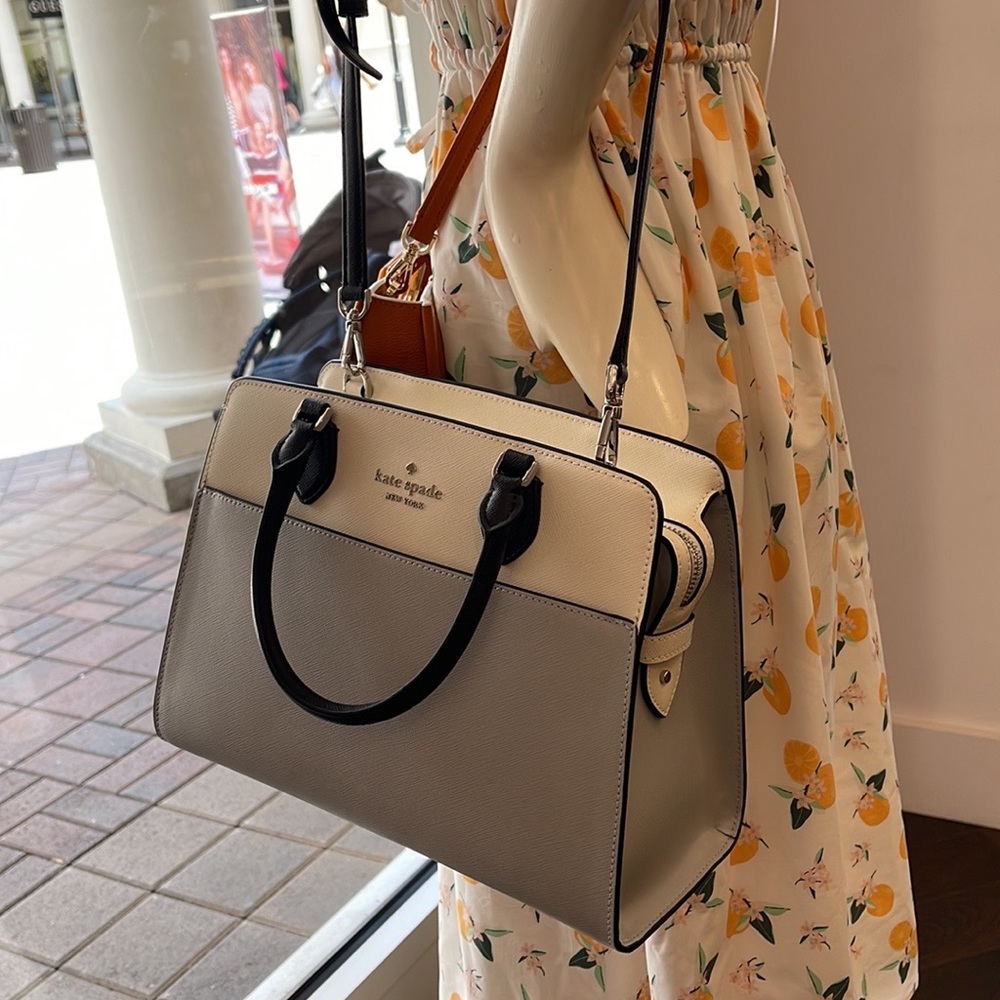 Kate Spade Madison Safiano Leather Medium Satchel Handbag 
Platinum Gray 

NWT - Picture 2 of 16